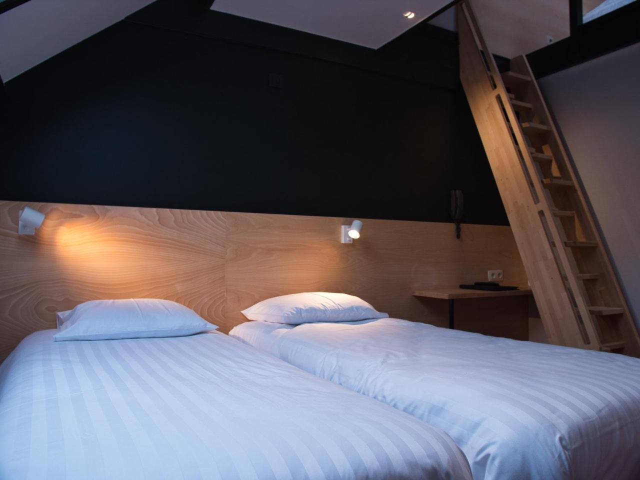 Hotel Aquatel ดีน็อง ภายนอก รูปภาพ