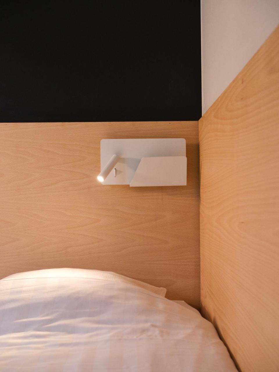 Hotel Aquatel ดีน็อง ภายนอก รูปภาพ